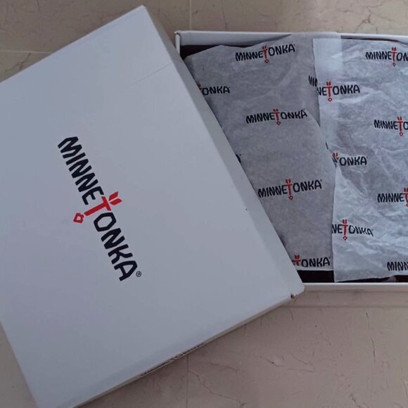 Boots Minntonka 5 Fringe - Picture 5 of 6